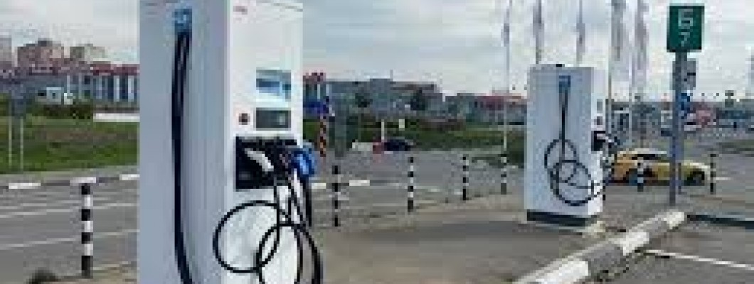 Araç Şarj İstasyonları: Elektrikli Araçların Geleceği ve Altyapı Devrimi Araç Şarj İstasyonları: Elektrikli Araçların Geleceği ve Altyapı Devrimi