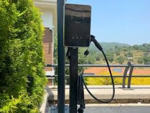 Elektrikli Araç Şarjında Adana Çözümü: NRG Kick ile Güç Elinizin Altında